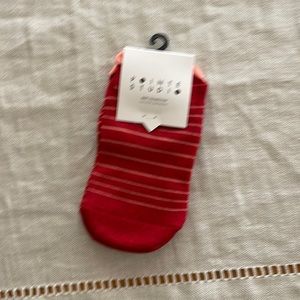 Pointe Studio grippy socks